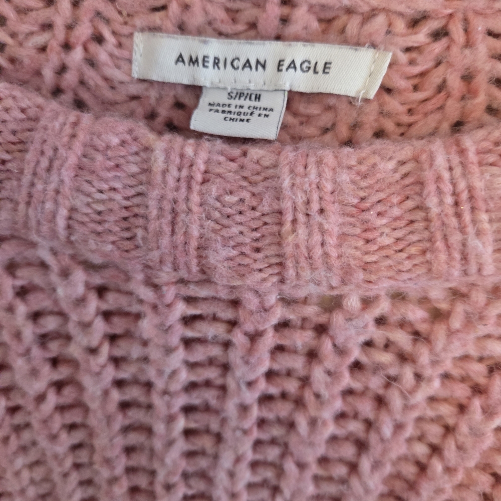 American Eagle Outfitters Blush Pink Chunky Knit Crewneck Sweater